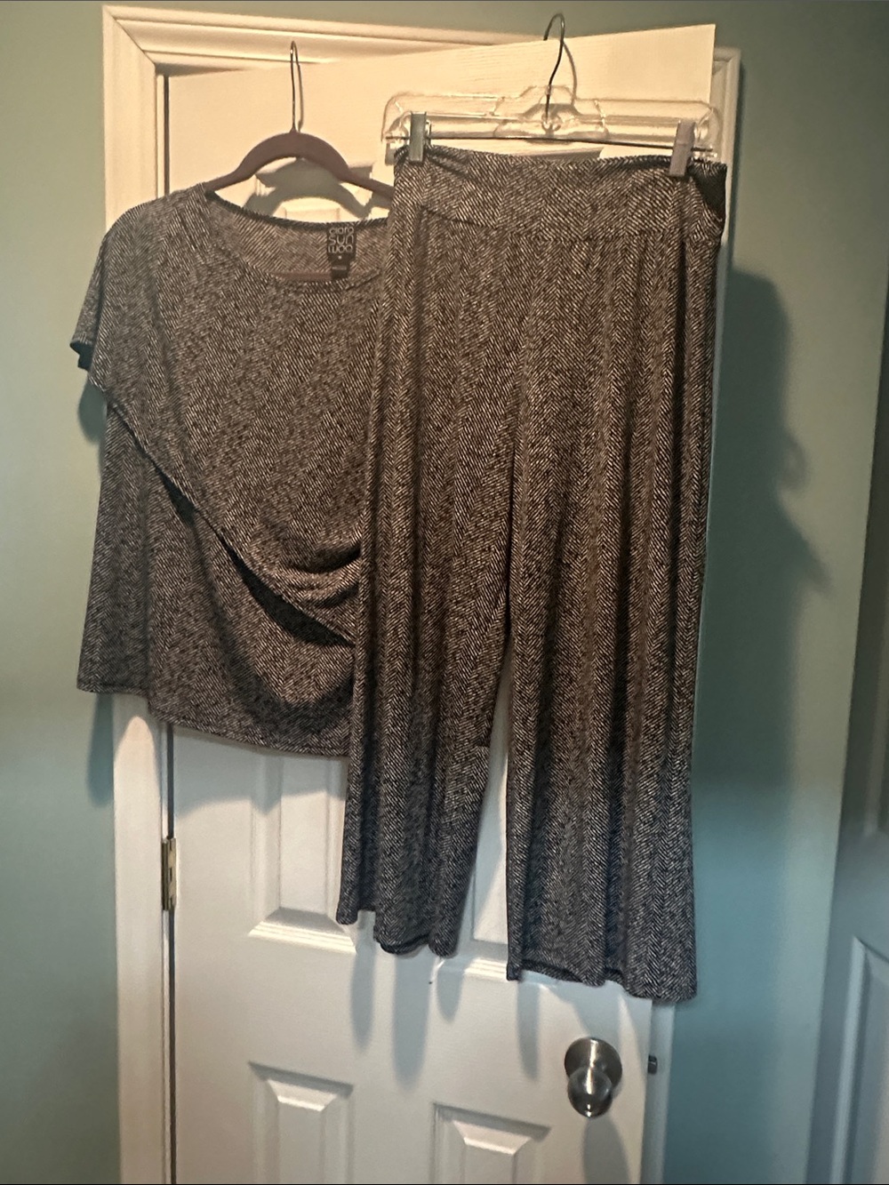 Two-Piece Heathered Knit Set - Gray